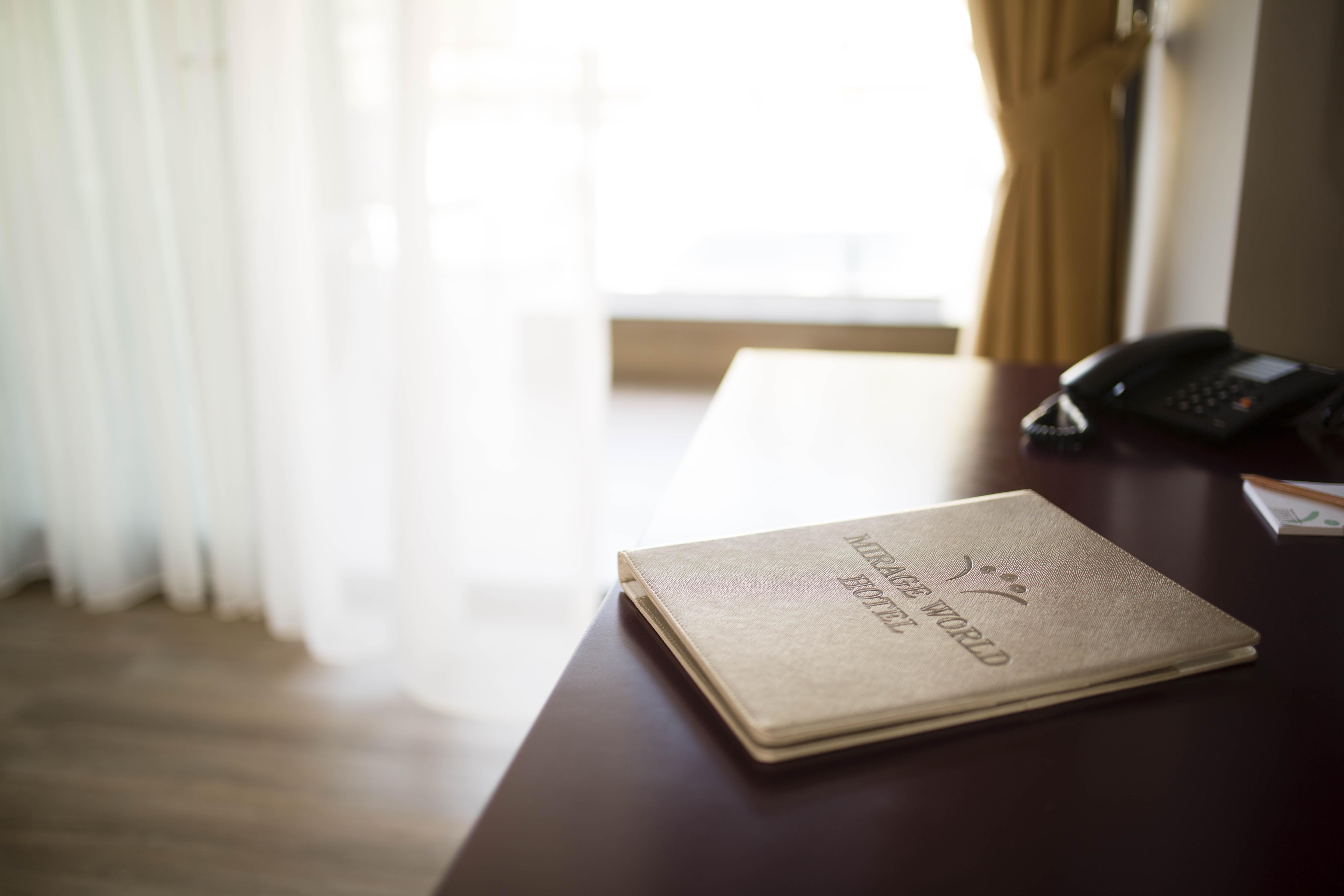 Mirage World Hotel إتْشميلير المظهر الخارجي الصورة