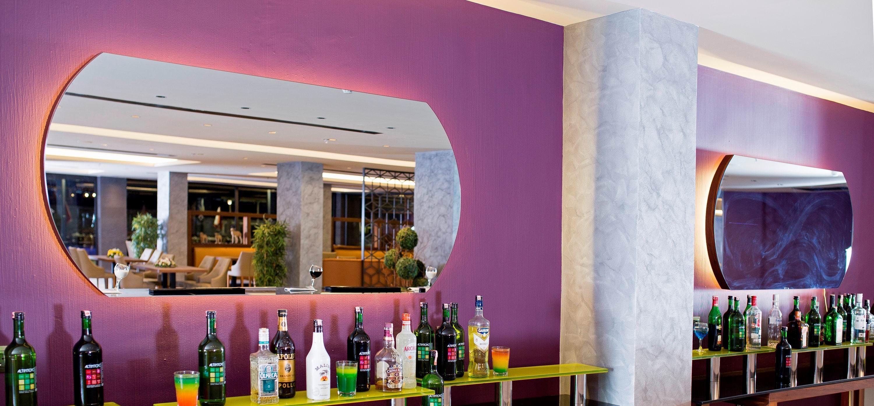 Mirage World Hotel إتْشميلير المظهر الخارجي الصورة